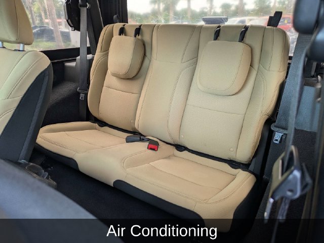 2019 Jeep Wrangler Sport S - Photo 16