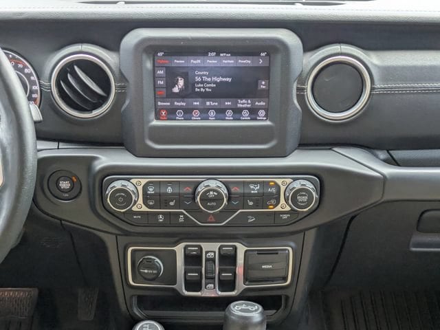 2018 Jeep All-New Wrangler Unlimited Sahara - Photo 19