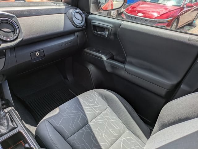 2016 Toyota Tacoma TRD Sport - Photo 21