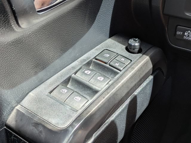 2016 Toyota Tacoma TRD Sport - Photo 28