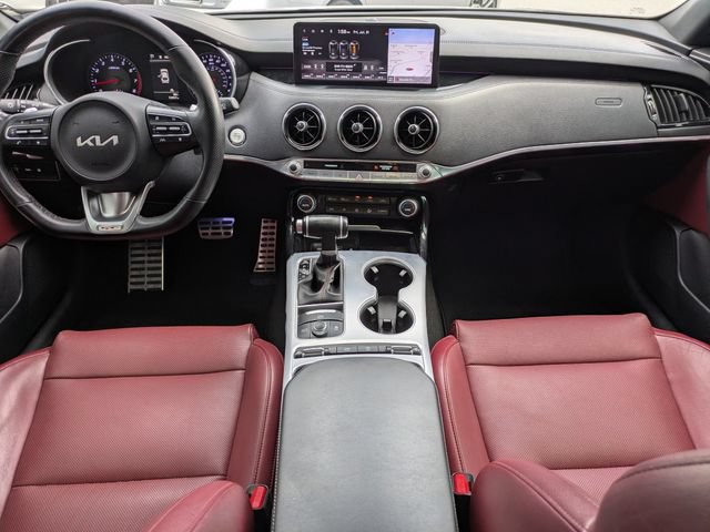 2022 Kia Stinger GT1 - Photo 19