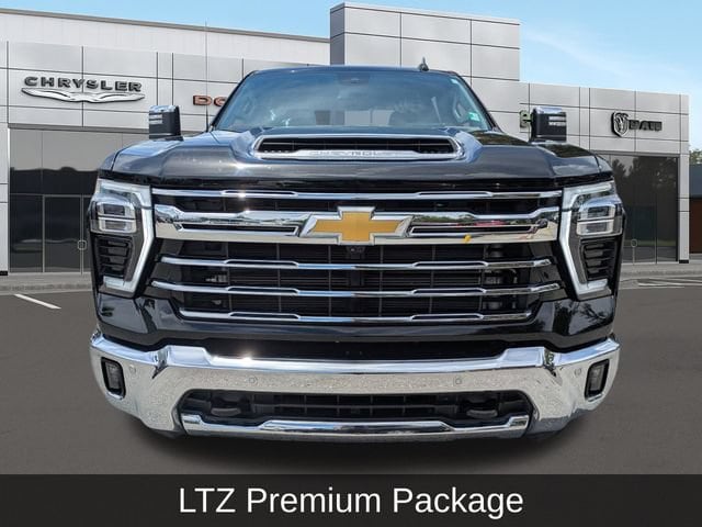2024 Chevrolet Silverado 2500HD LTZ - Photo 9