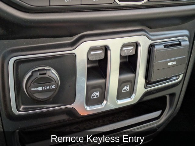 2019 Jeep Wrangler Sport S - Photo 20