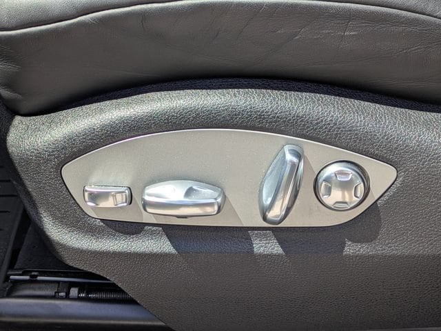 2025 Porsche Macan Base - Photo 27