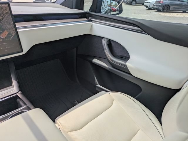 2022 Tesla Model X Plaid - Photo 20