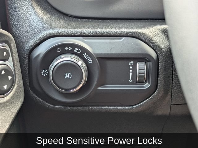 2023 Jeep Wrangler 4-Door Sport S - Photo 31