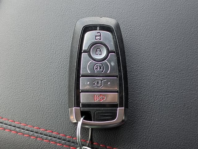 2025 Ford Explorer ST - Photo 35