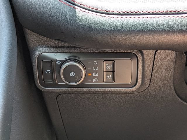 2025 Ford Explorer ST - Photo 28