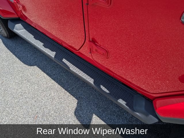 2024 Jeep Wrangler 4-Door Sahara - Photo 15