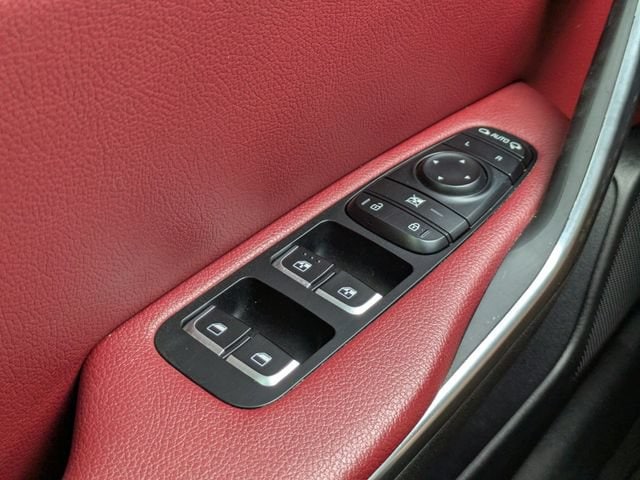 2022 Kia Stinger GT1 - Photo 30