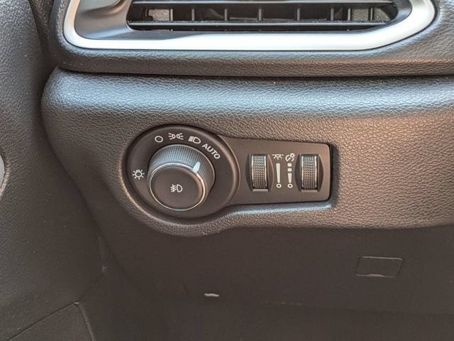 2020 Chrysler Pacifica Touring - Photo 35