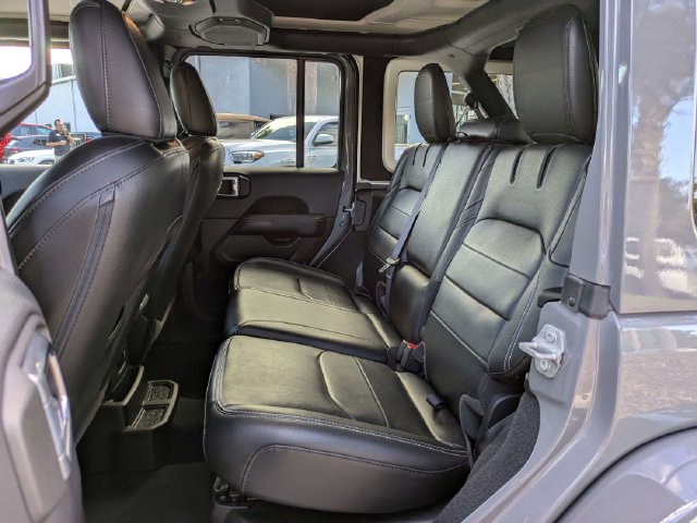 2022 Jeep Wrangler Unlimited Sahara 4XE - Photo 16