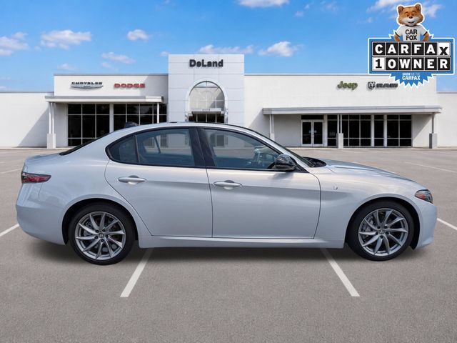 2024 Alfa Romeo Giulia Ti - Photo 3