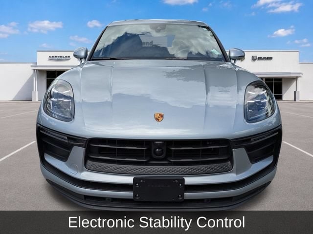 2025 Porsche Macan Base - Photo 11