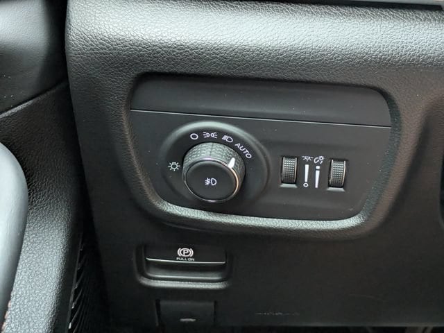 2022 Jeep Grand Cherokee Summit - Photo 27