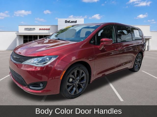 2020 Chrysler Pacifica Touring - Photo 11