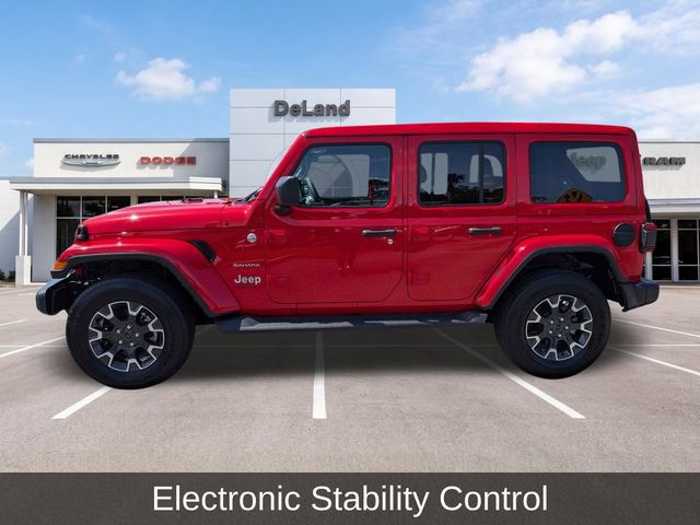 2024 Jeep Wrangler 4-Door Sahara - Photo 9