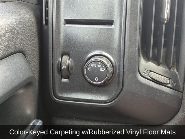 2018 Chevrolet Silverado 1500 Custom - Photo 32