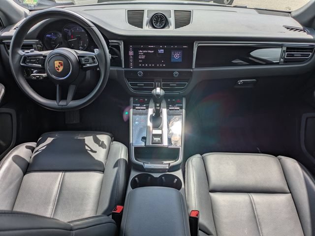 2025 Porsche Macan Base - Photo 21