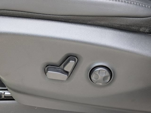 2024 Chrysler Pacifica Touring L - Photo 24
