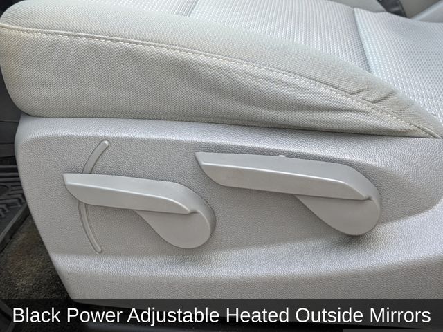 2018 Chevrolet Silverado 1500 Custom - Photo 26