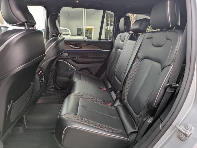 2022 Jeep Grand Cherokee Summit - Photo 14