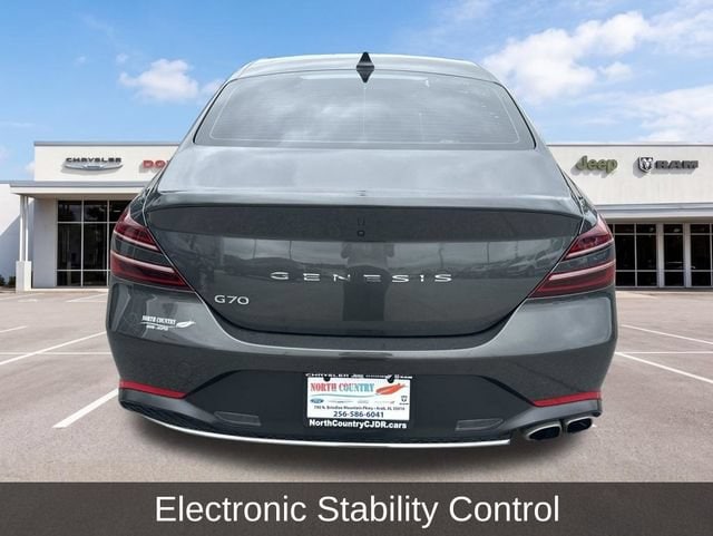 2023 GENESIS G70 Standard - Photo 7