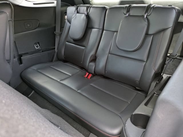 2025 Ford Explorer ST - Photo 16