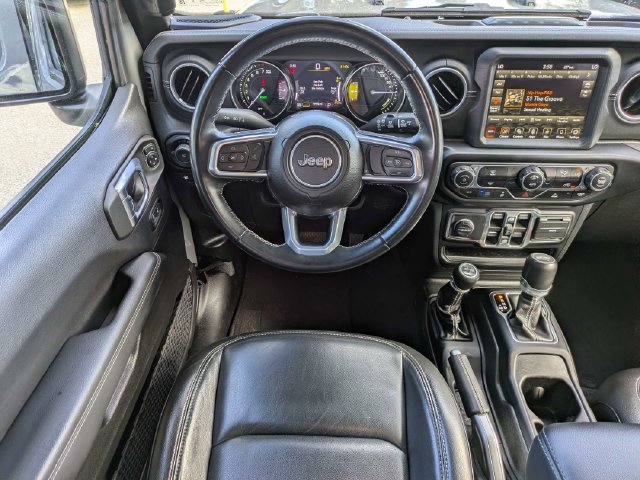 2022 Jeep Wrangler Unlimited Sahara 4XE - Photo 20