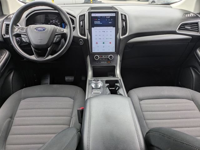 2022 Ford Edge SE - Photo 16