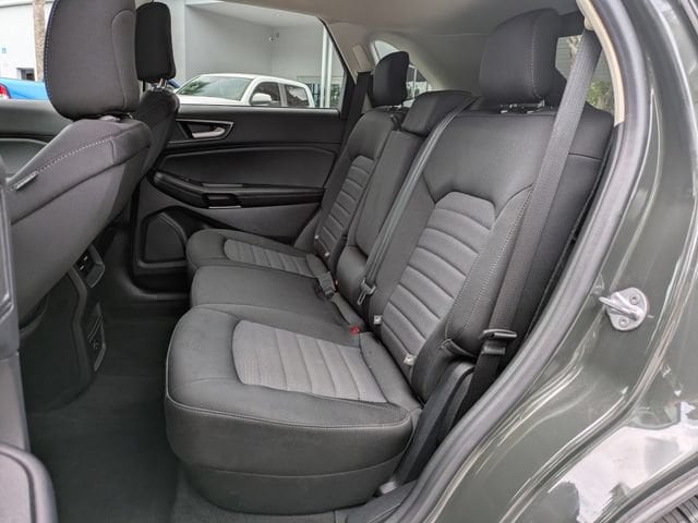 2022 Ford Edge SE - Photo 14