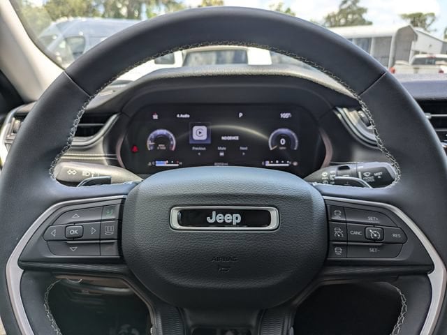 2024 Jeep Grand Cherokee L Laredo - Photo 31