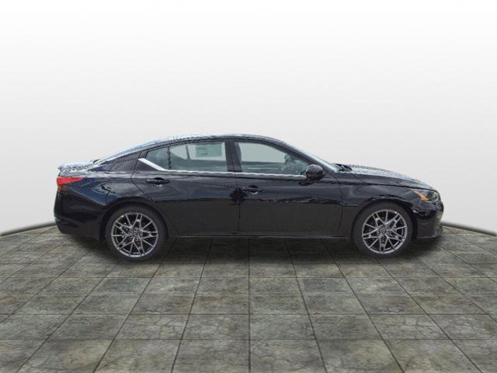 New 2024 Nissan Altima For Sale at Delaney Nissan of Greensburg VIN 1N4AL4CV8RN311837