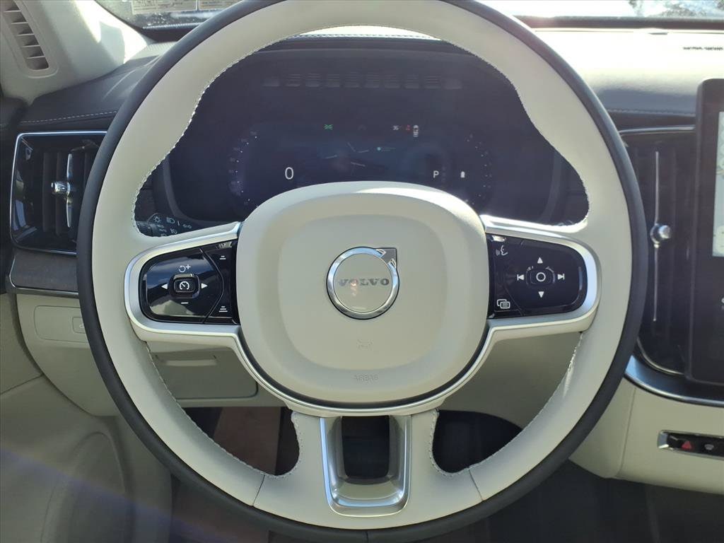 2026 Volvo XC90 Ultra - Photo 10