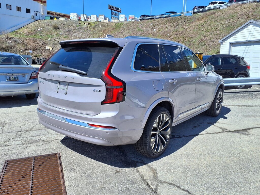 New 2026 Volvo XC90 B6 Plus 7-Seater SUV