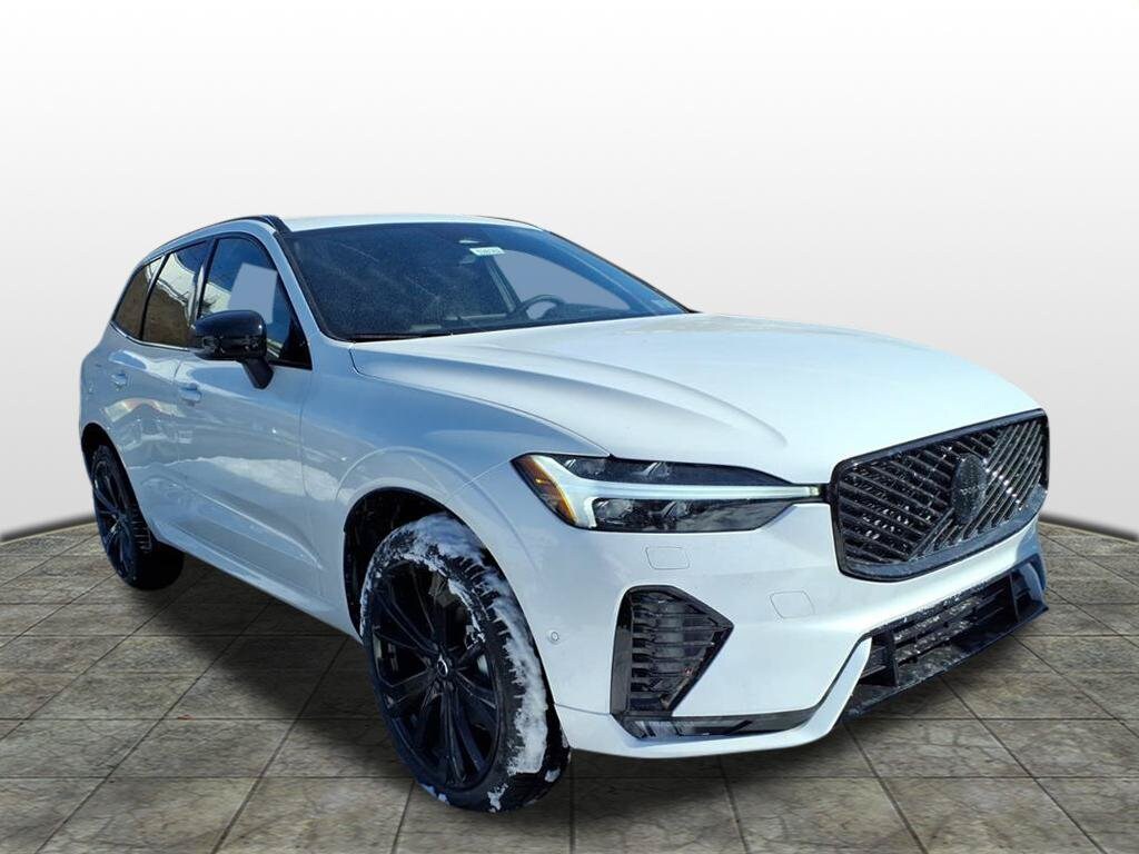 New 2026 Volvo XC60 B5 Ultra Black Edition SUV