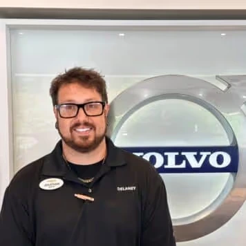 Staff member Jonathan Maxson from ID_e94d8c