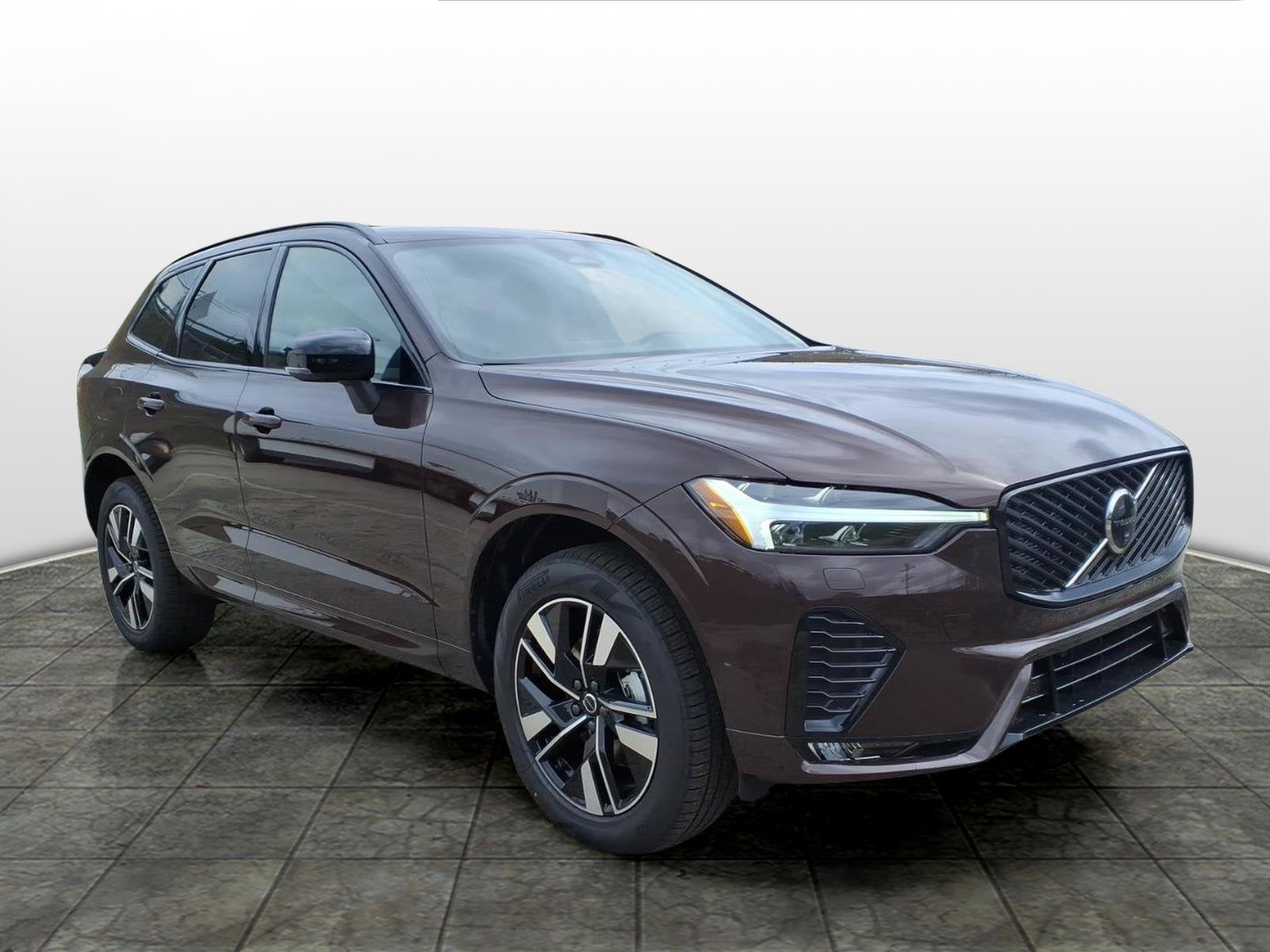 2026 Volvo XC60 Plus