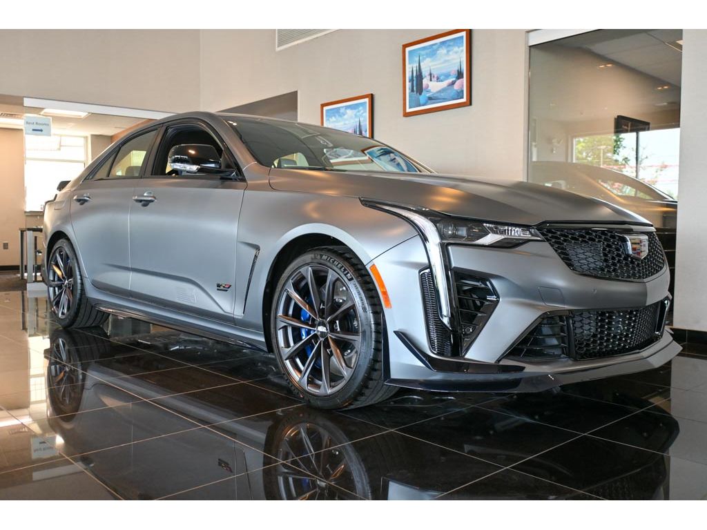 2025 Cadillac CT4 Blackwing photo 2