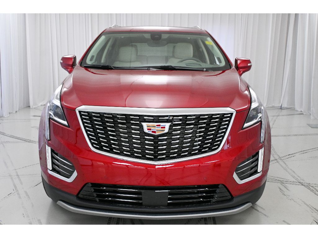 2025 Cadillac XT5 Premium Luxury photo 3