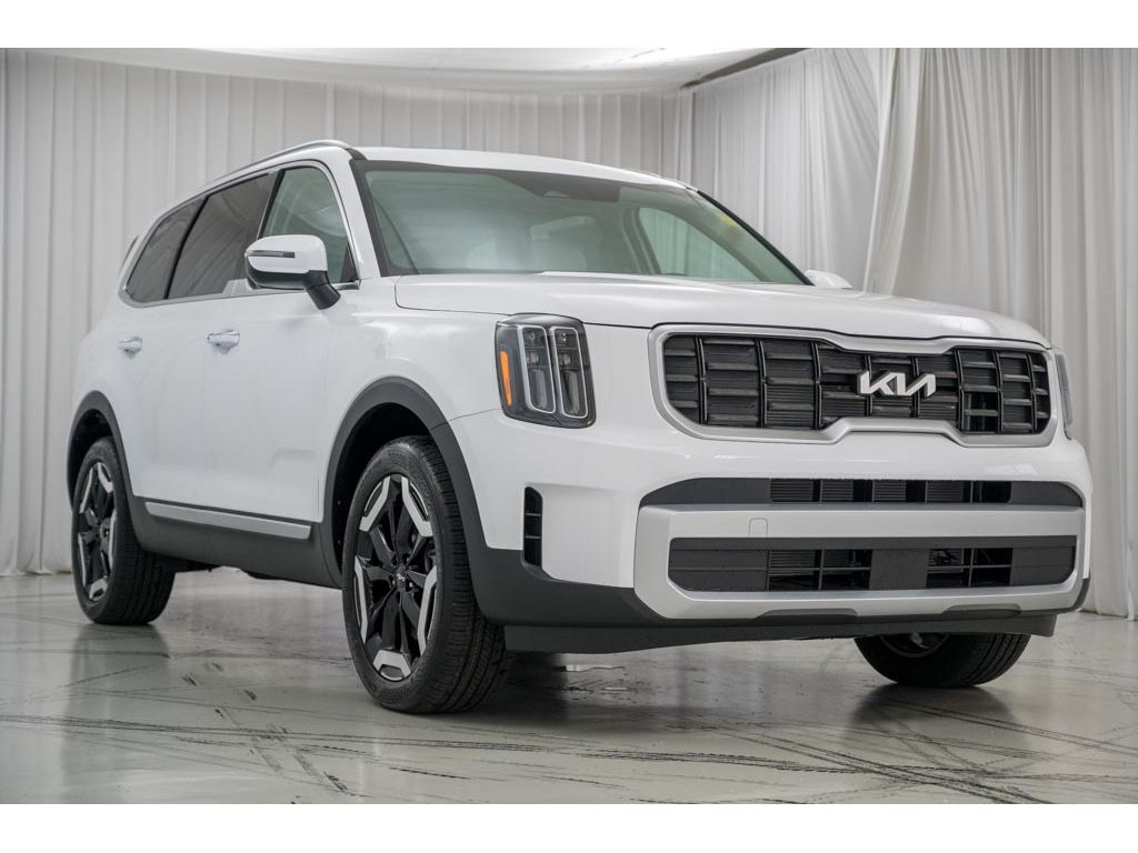 2025 Kia Telluride S photo 2