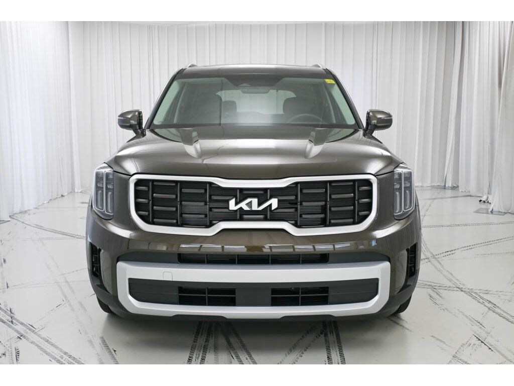 New 2025 Kia Telluride S SUV