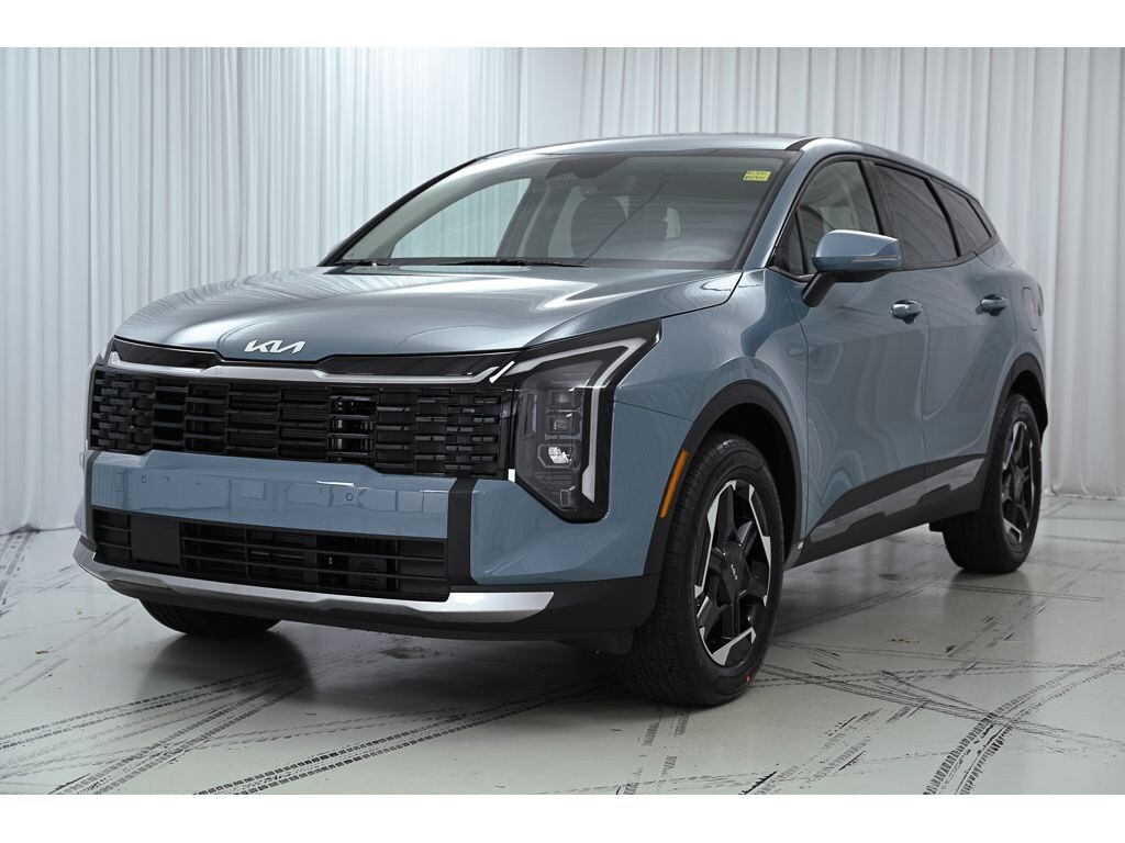 New 2026 Kia Sportage Hybrid S SUV