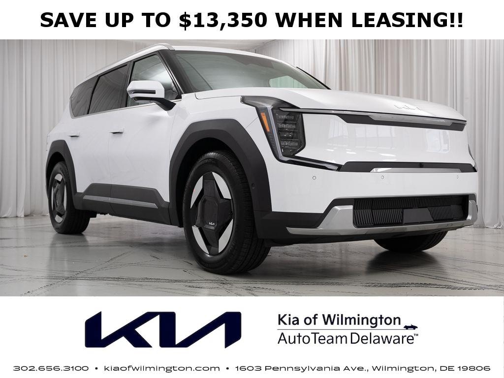 New 2026 Kia EV9 Wind SUV