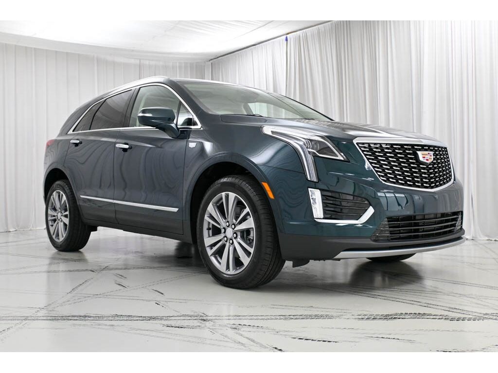 New 2025 CADILLAC XT5 Premium Luxury SUV