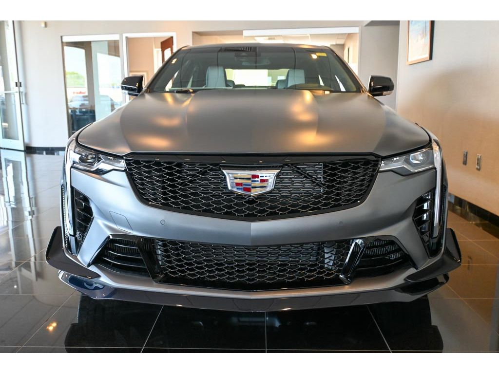 2025 Cadillac CT4 Blackwing photo 3