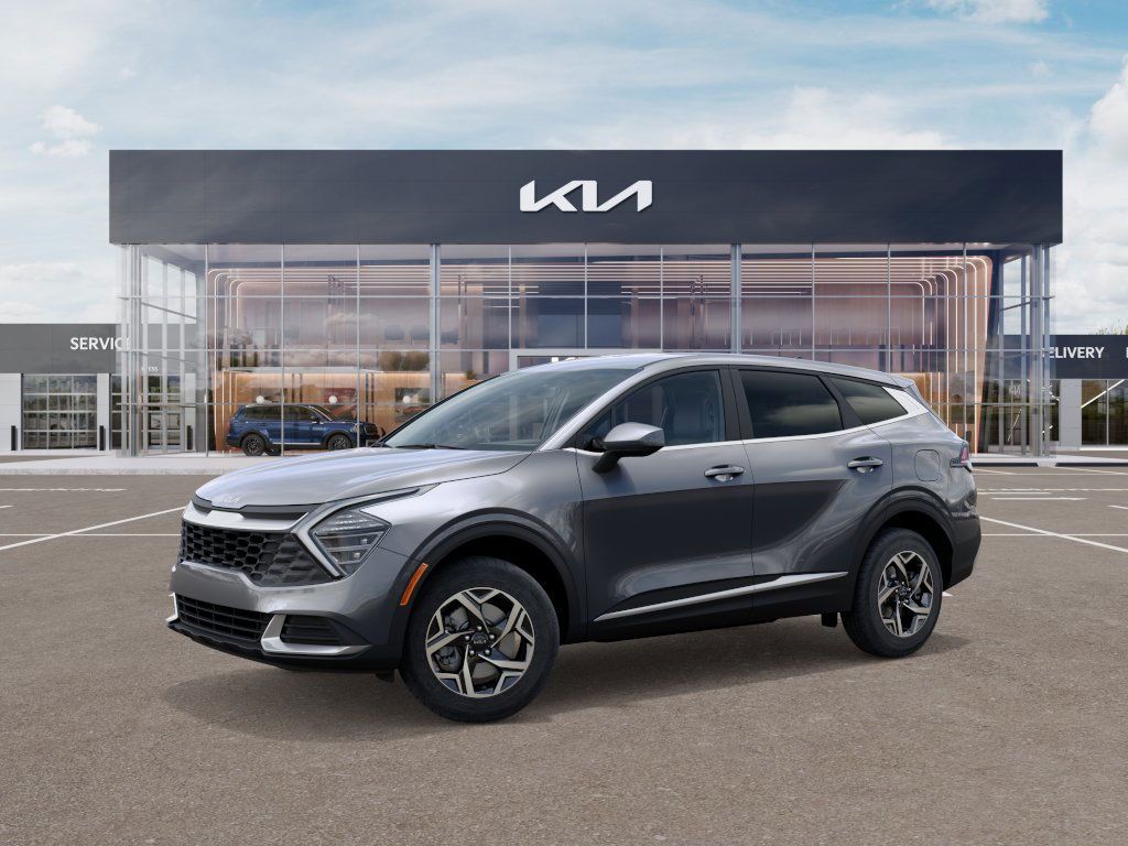 2025 Kia Sportage LX photo 3
