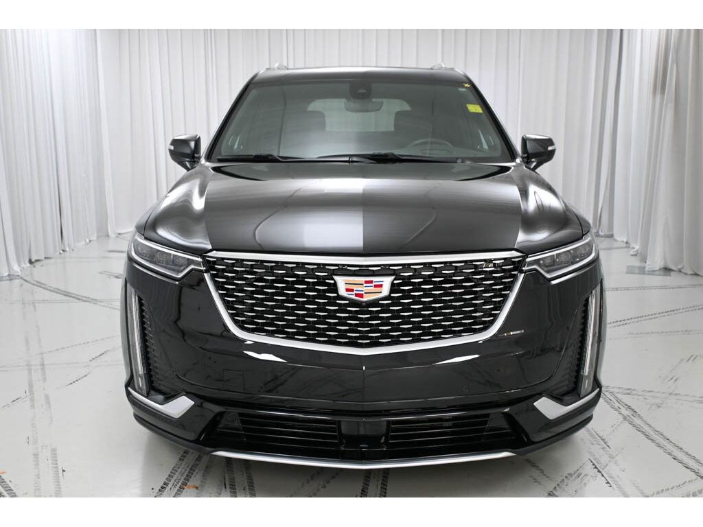 New 2025 CADILLAC XT6 Premium Luxury SUV