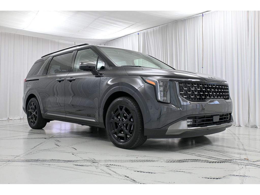 2025 Kia Carnival SX photo 2