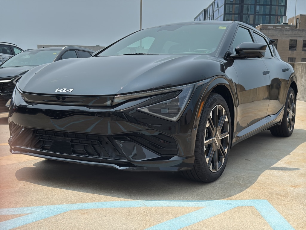 2025 Kia EV6 GT-Line photo 4